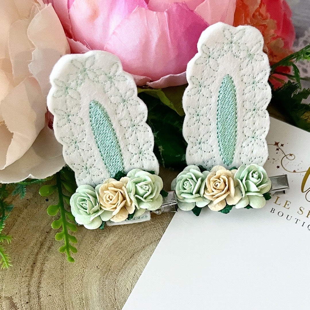Mint Bunny Ear Piggies