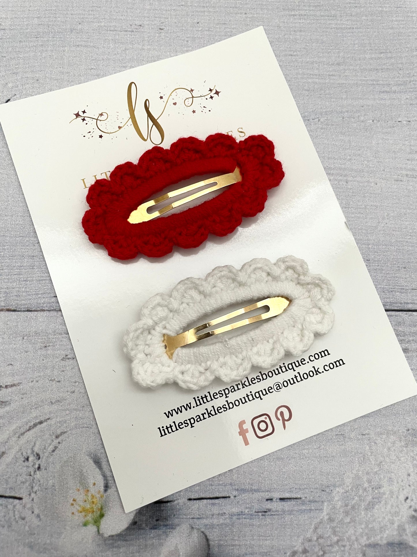 Christmas Eve Crochet Clip Set