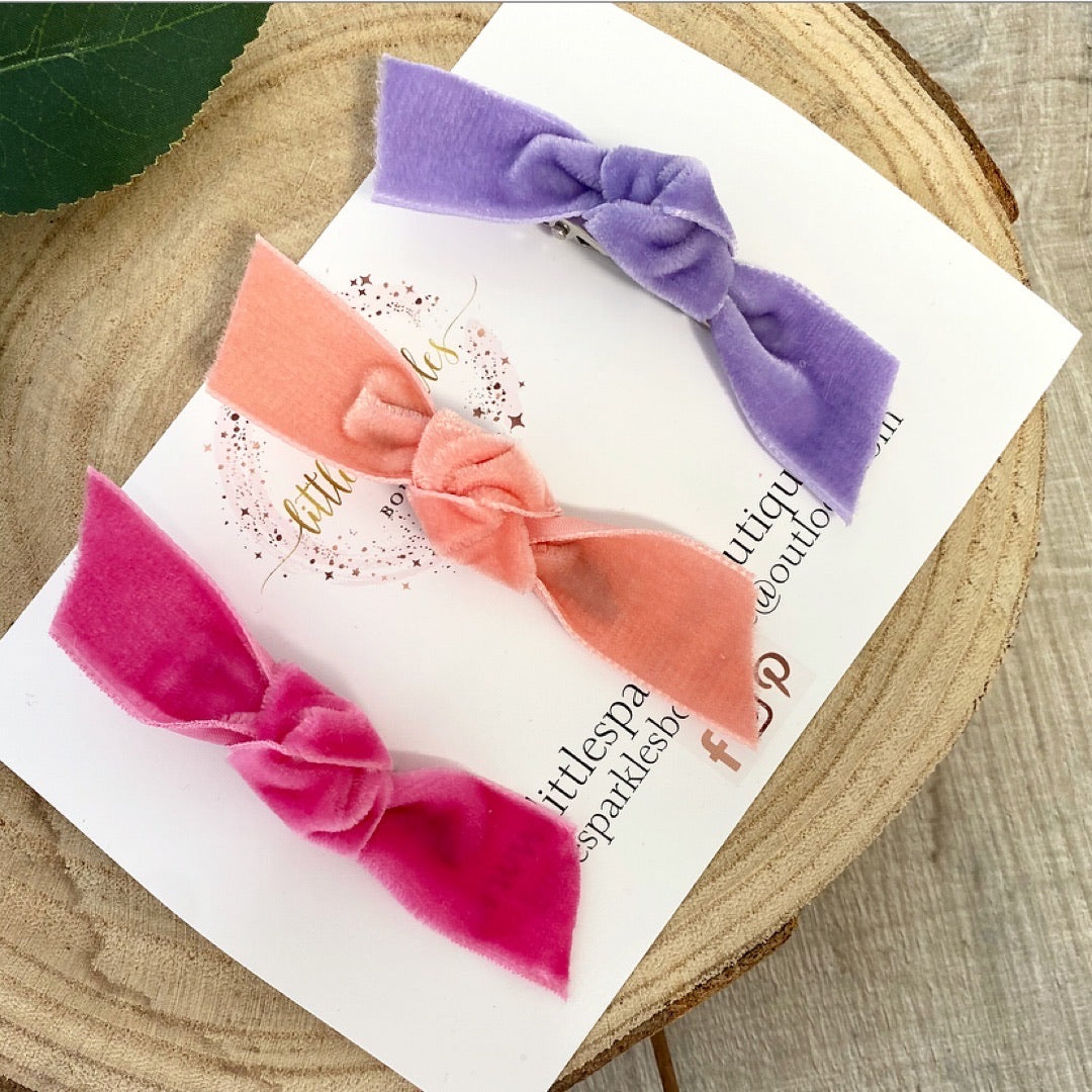 Set Of 3 Velvet Tie Fringe Clips