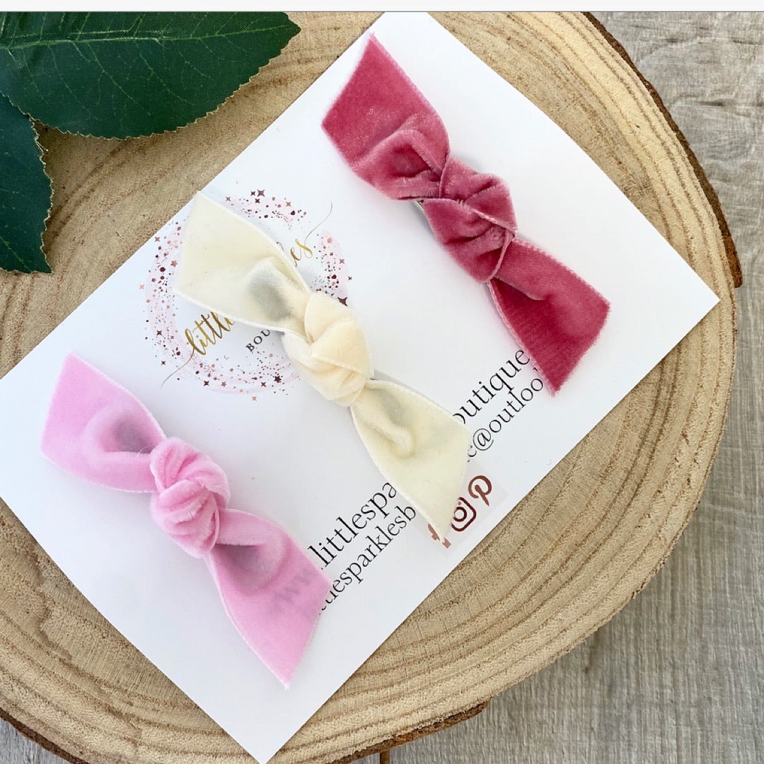 3 Velvet Tie Fringe Clips