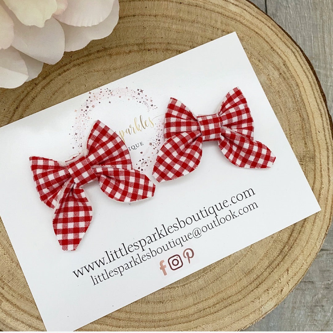 Red Gingham Piggies