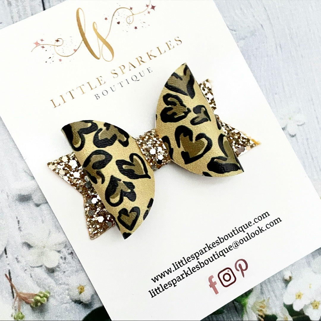 Heart leopard