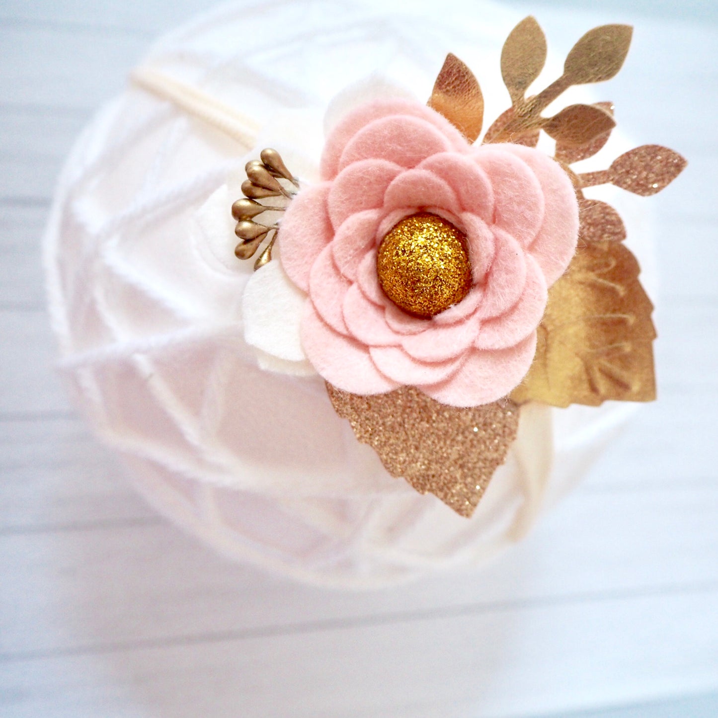 Blush/gold bloom