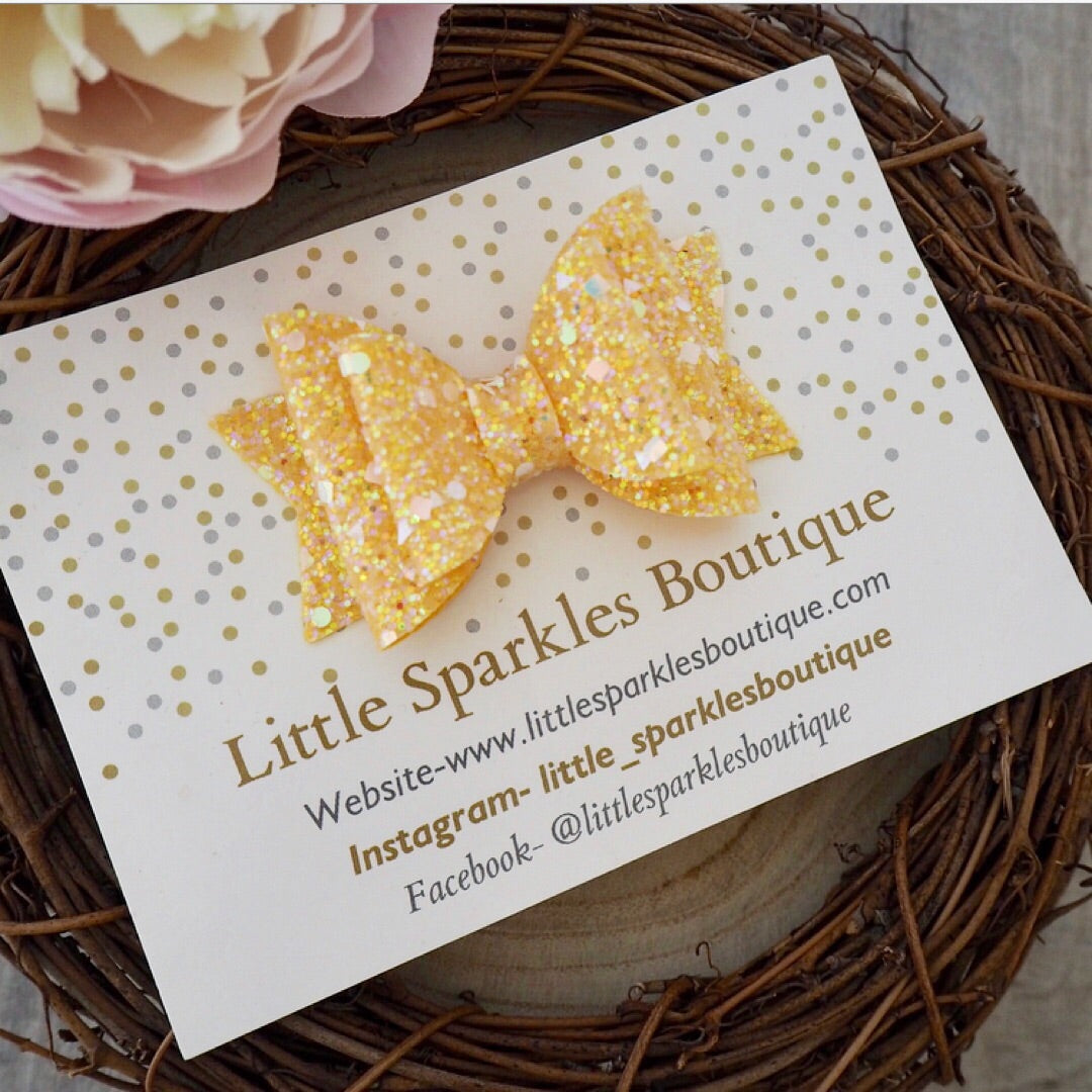 Yellow glitz