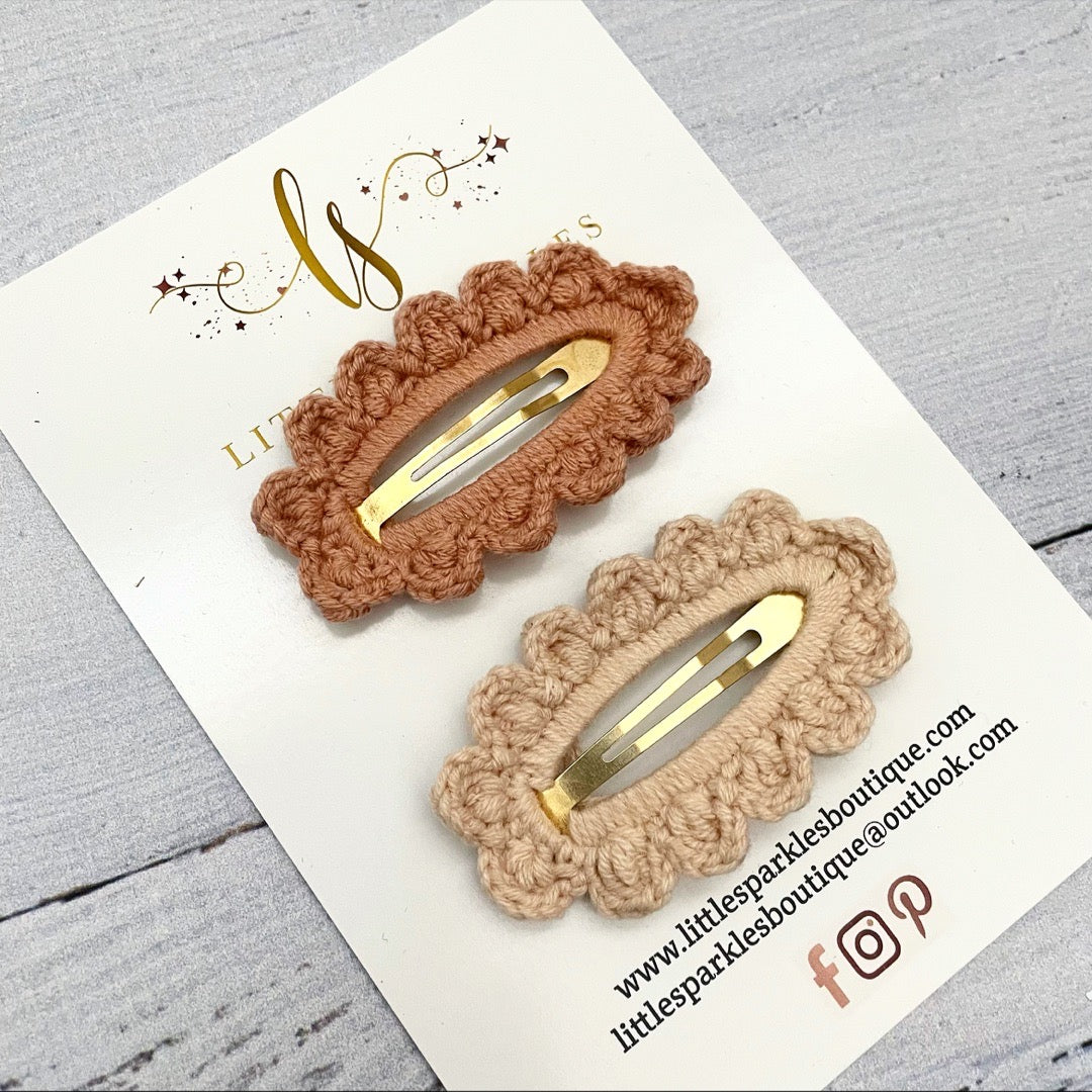 Neutral Crochet Clip Set