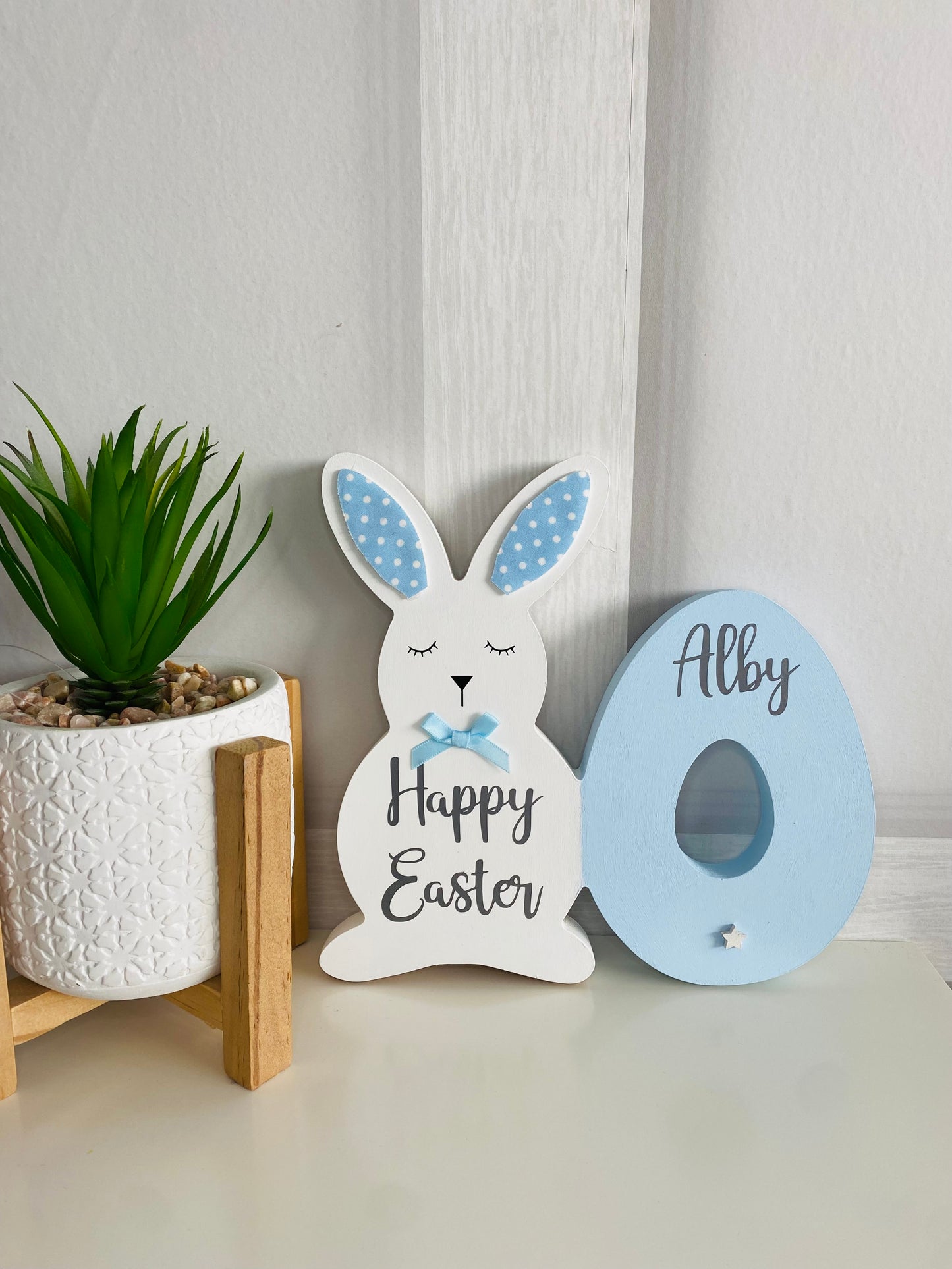 Personalised Bunny Holder