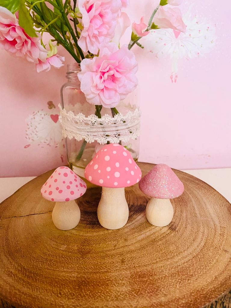 Pinky Mushroom Set