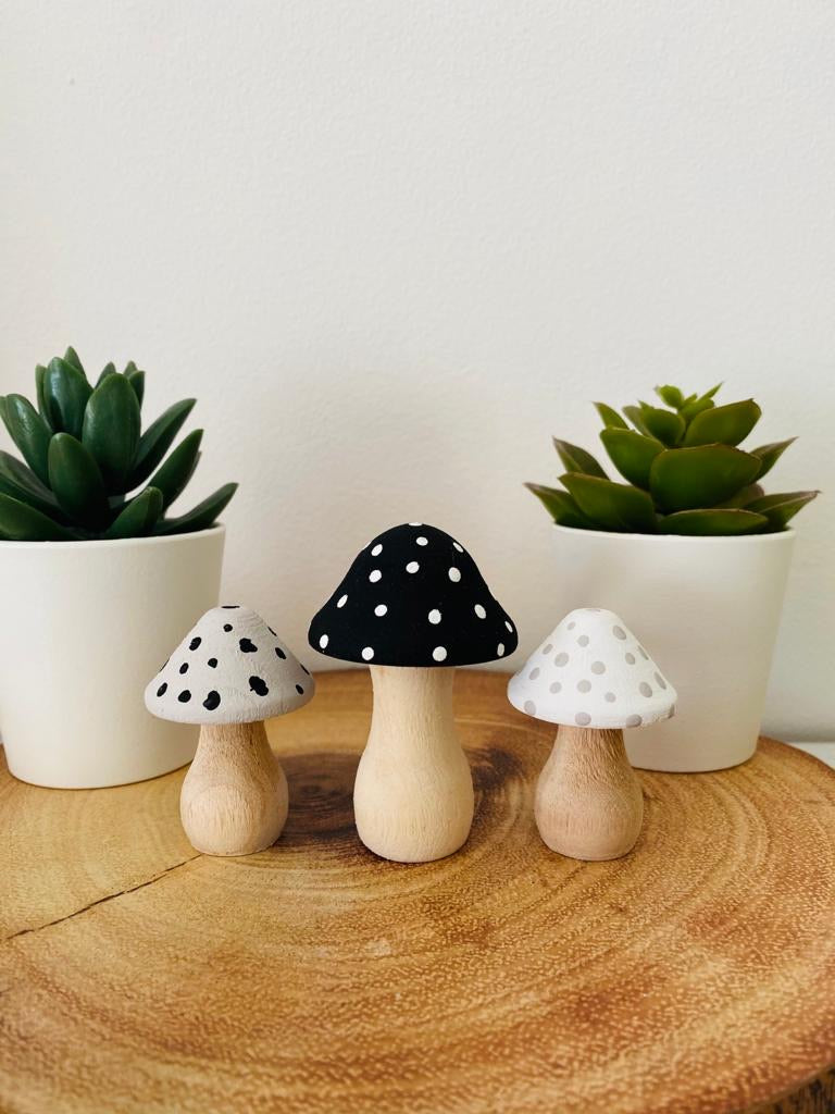 Black And White Mushroom Set
