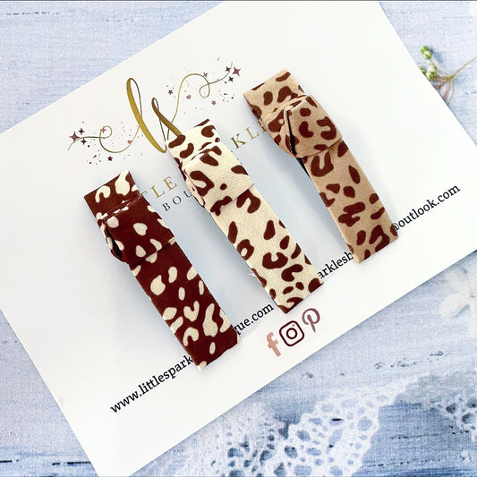 Leopard Snap Clips