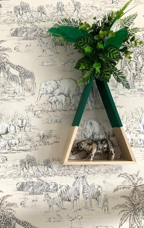 Tee pee jungle triangle shelf